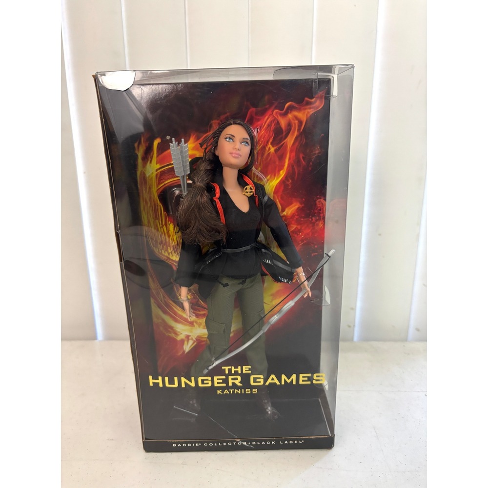 Barbie Collector Hunger Games Katniss Everdeen Black Label W3320 NRFB